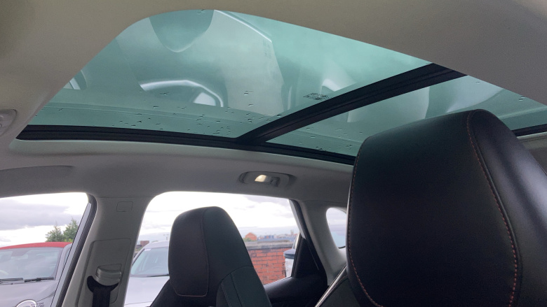 MG Hs 1.5 T-GDI Exclusive 5dr DCT Petrol Hatchback